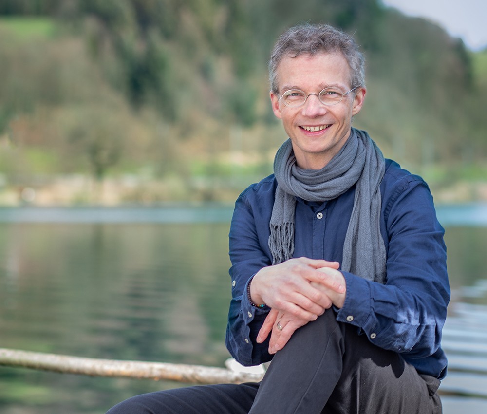 Portraitfoto von Andreas Büttiker von Wegwerk-Coaching, lösungsorientiertes Kurzzeitcoaching, Moderation, Teamentwicklung, Luzern